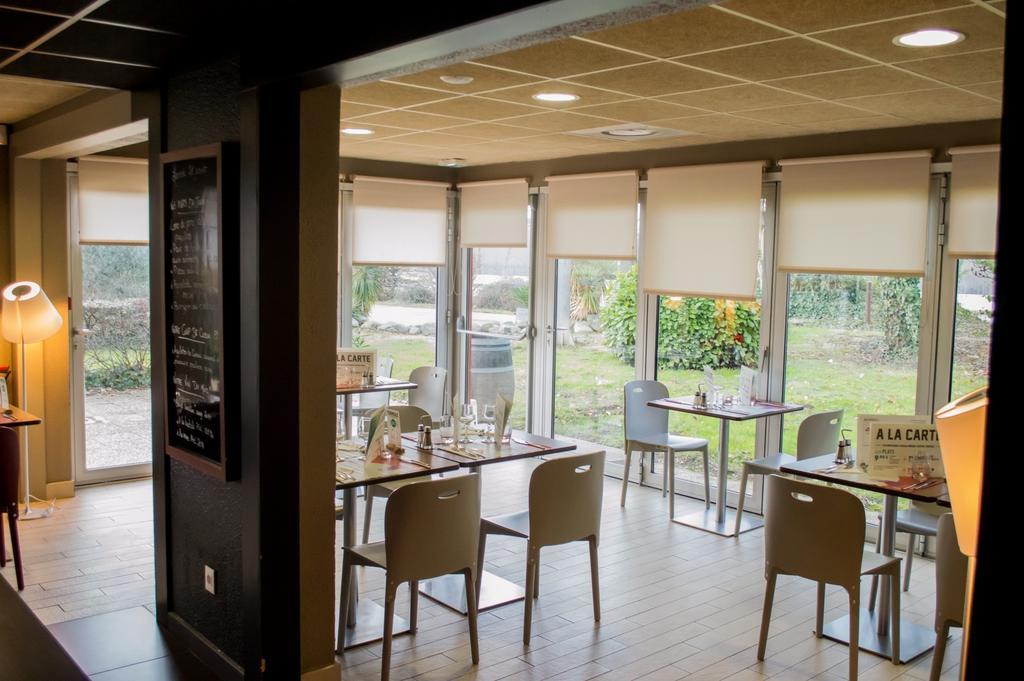 Hotel Campanile Agen Esterno foto